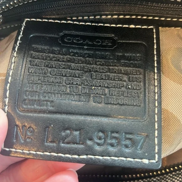 Coach Vintage Black & White Tweed Top Handle Satchel Tote Handbag #9557 - Picture 12 of 15